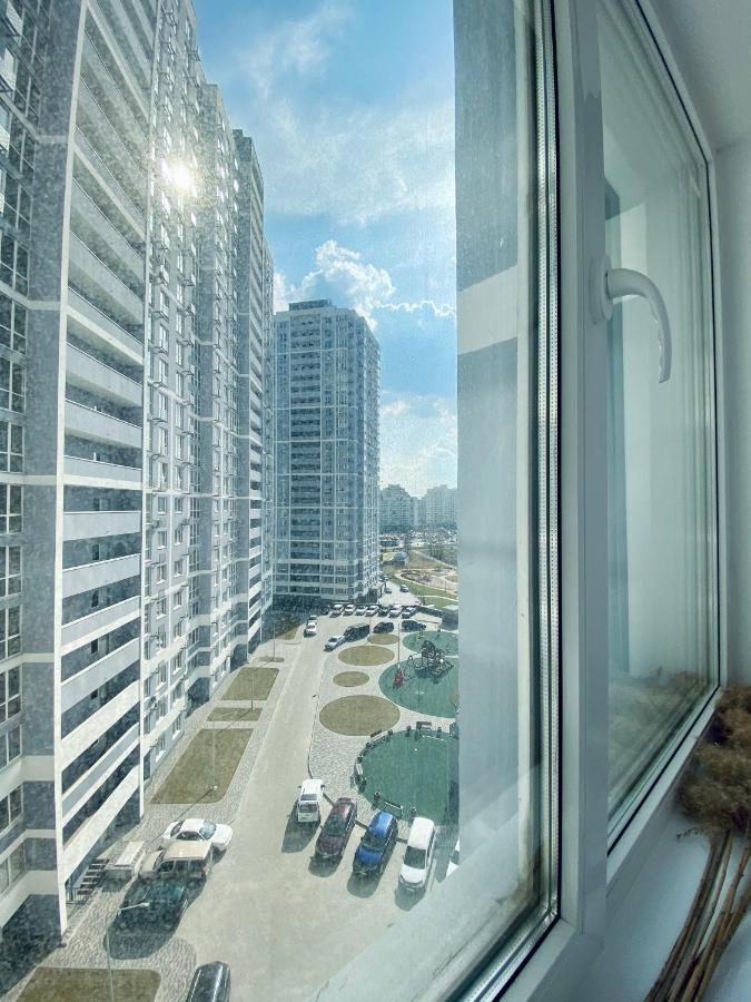 Myfreedom Апартаменти Метро Харківська Kiev Dış mekan fotoğraf